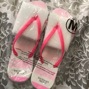 VS SLIPPERS